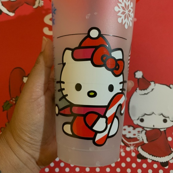 Starbucks Hello Kitty Christmas Cup - Picture 2 of 5